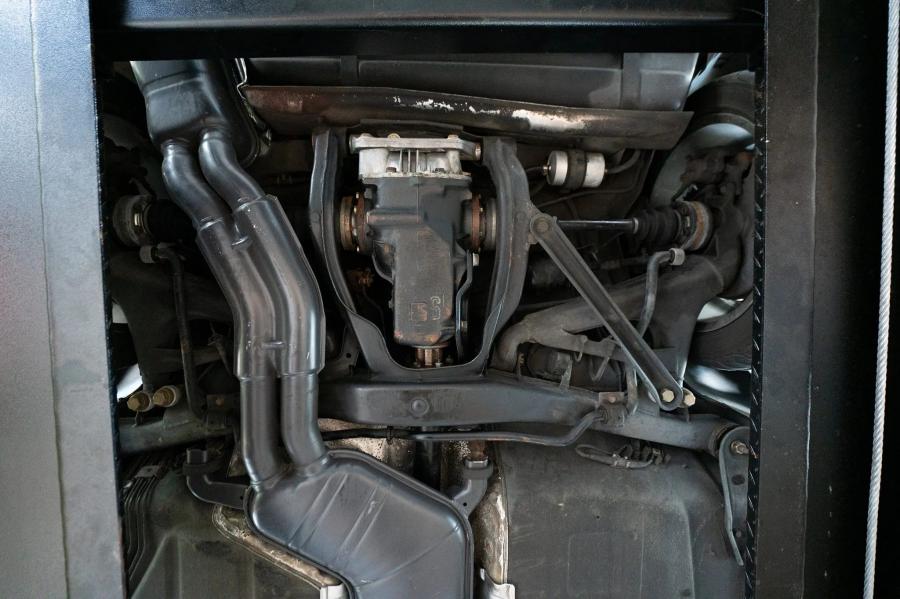 Днище и подвеска BMW M5 Touring (E34) 1992 года  (EU) (фото 80 из 94)